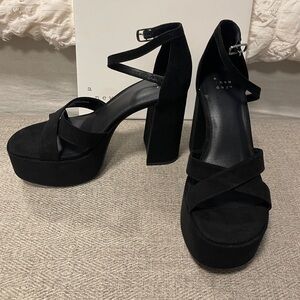 A New Day Women's Black Platform Heels Size 7